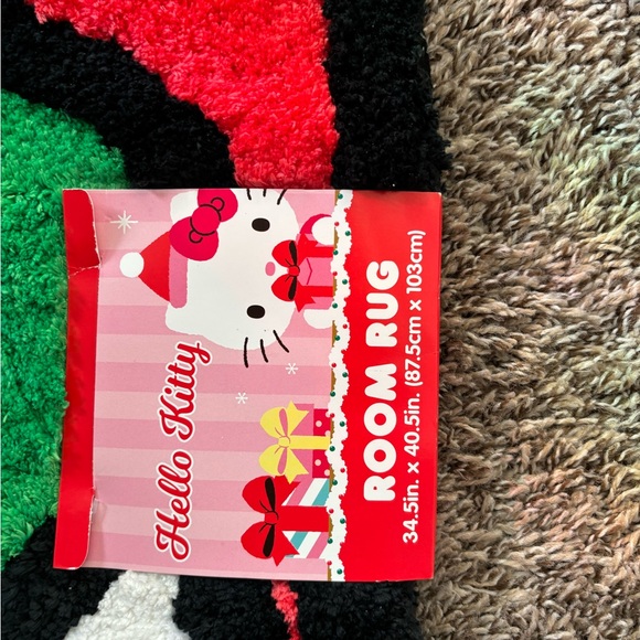 Hello Kitty Christmas Rug - Picture 4 of 4